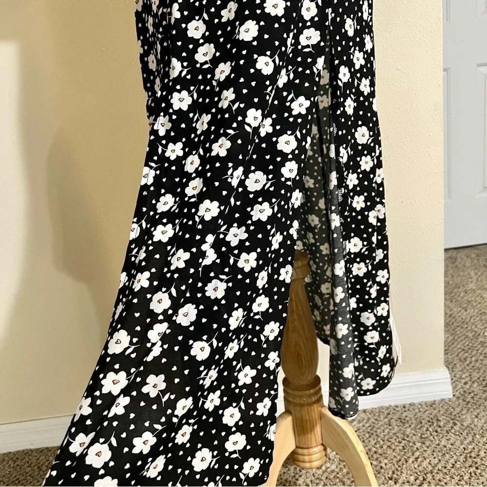 NWT ASOS DESIGN puff sleeve ruched bust midi split dress in floral and heart 6